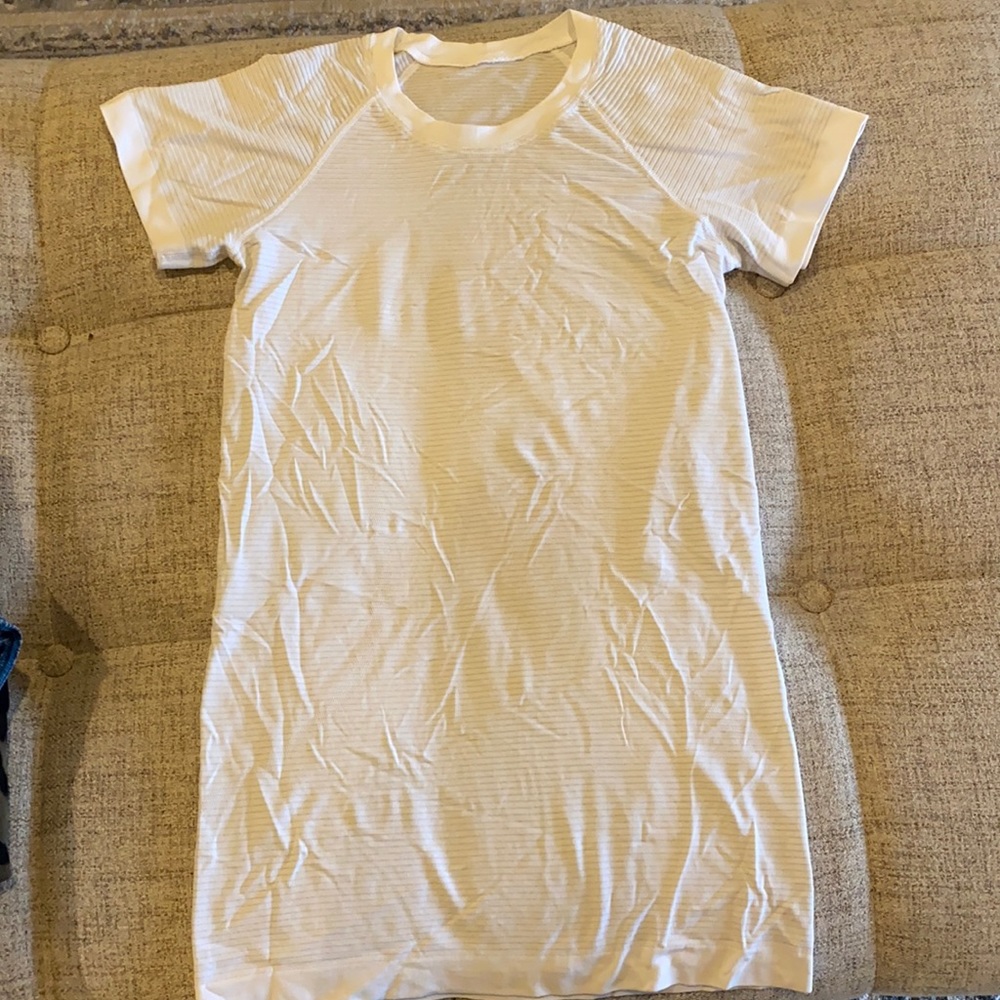Lululemon White Tee